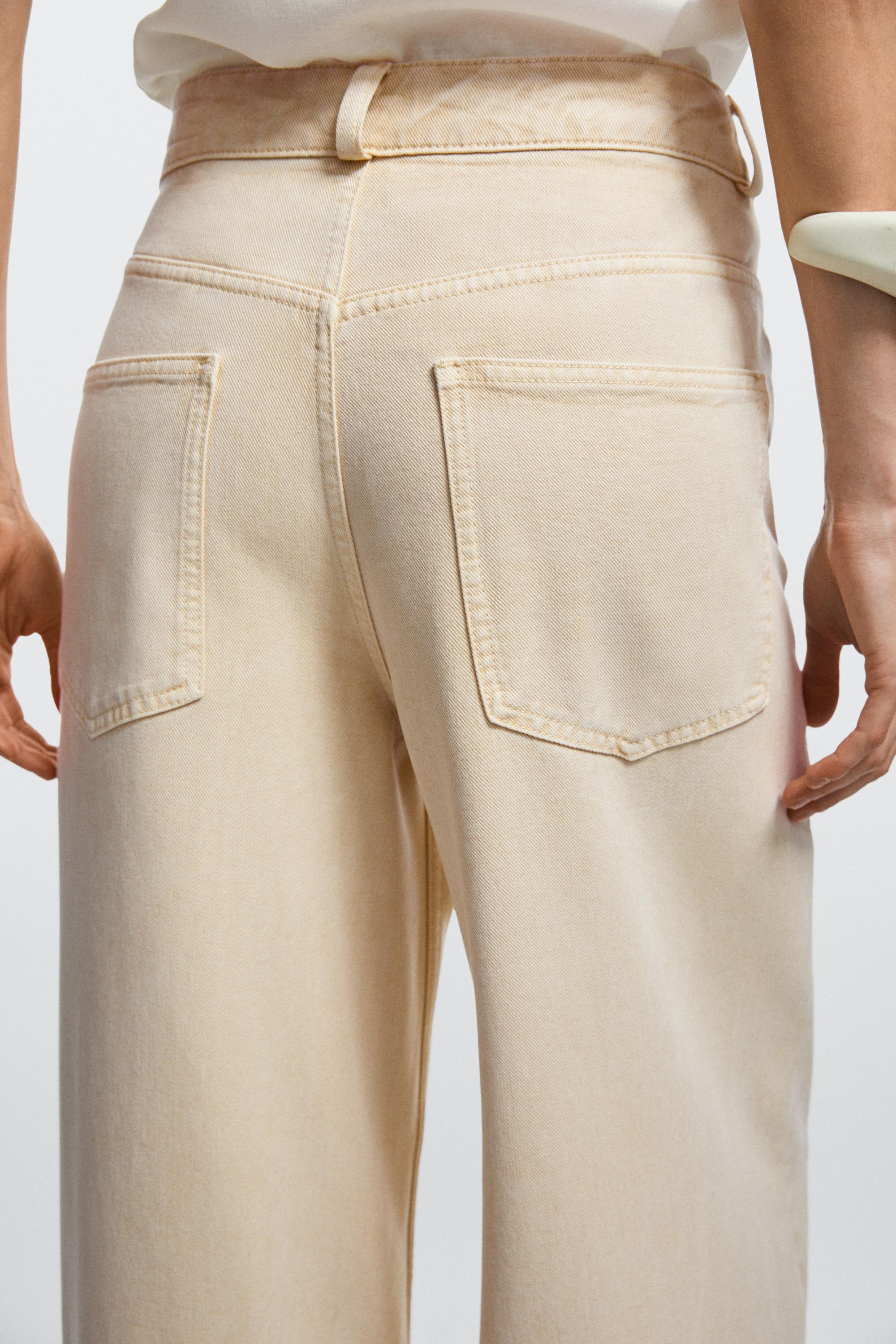 Low-rise wide-leg jeans
